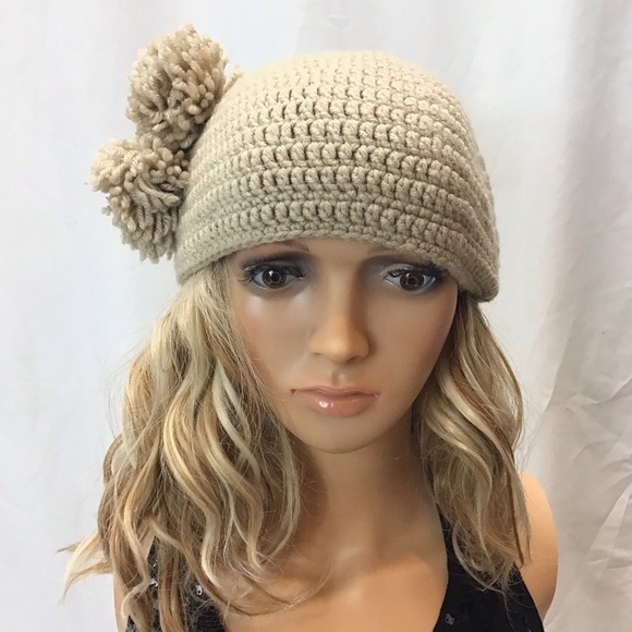 Vintage Hand Made Boho Tan Crochet Tassel Ball Winter Hat Beanie One Size - Picture 2 of 10